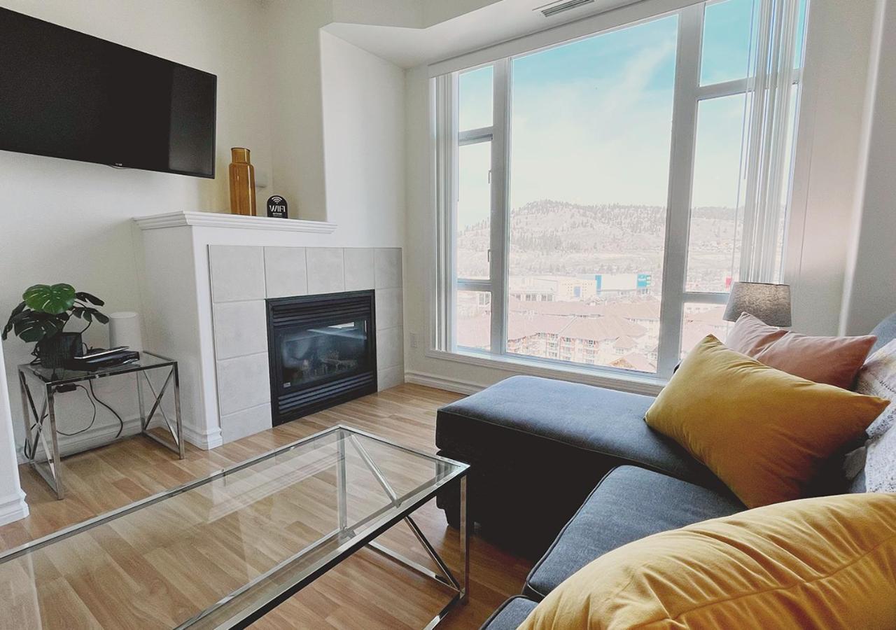 Downtown Waterfront Kelowna Oasis Newly Renovated 2Bed 2Bath Lejlighed Eksteriør billede